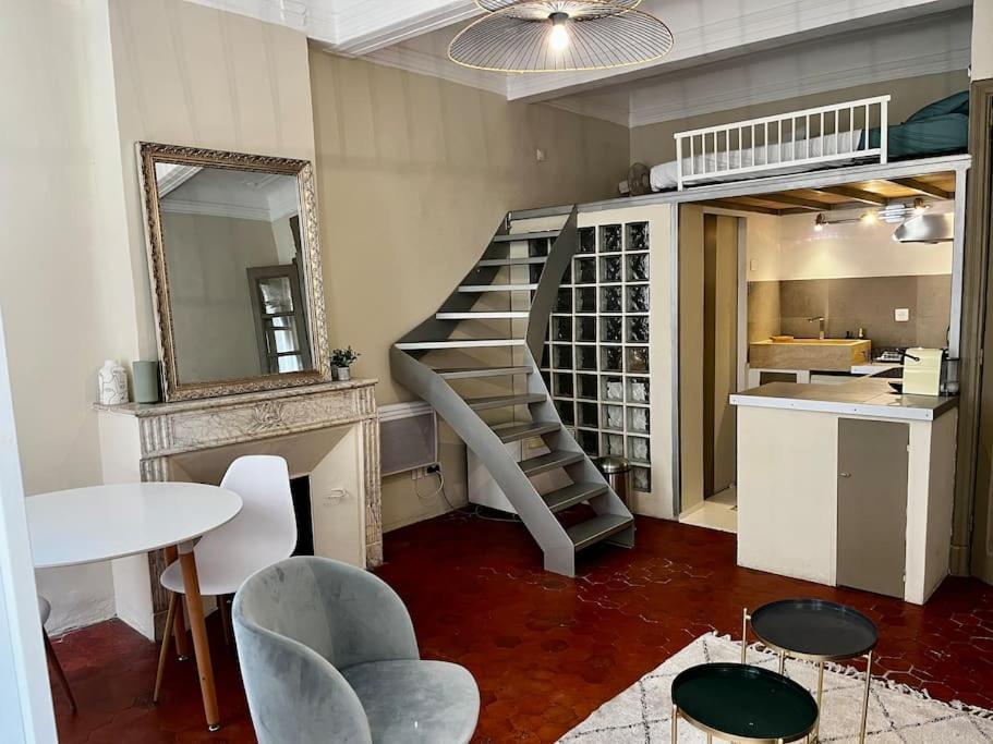 Appartement Studio Au Coeur D'Aix à Aix-en-Provence Extérieur photo